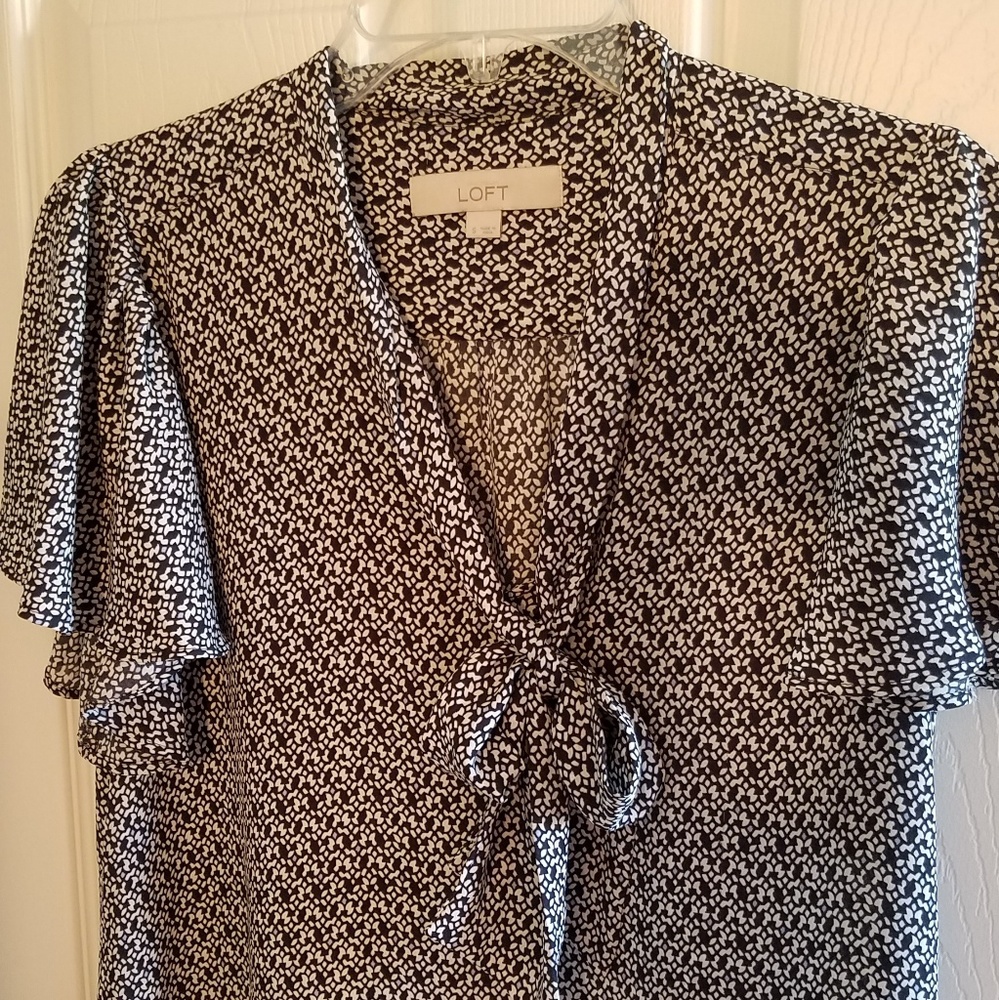 Black and White Short Sleeve Blouse
